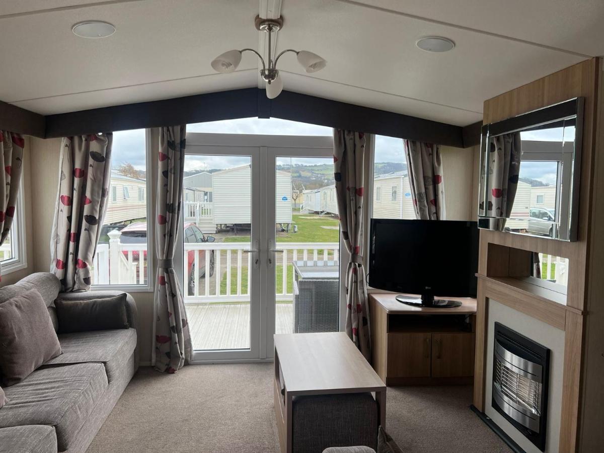 3 Bed Platinum Caravan Presthaven Sands Prestatyn Bagian luar foto